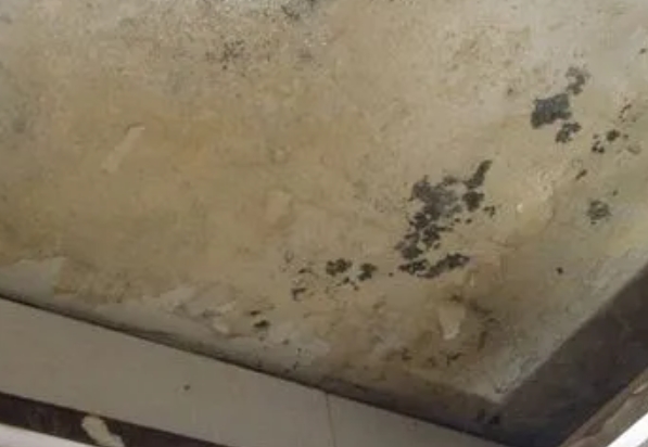 巴林右阳台漏水维修公司分享下巴林右卫生间渗水维修需要注意哪些问题。